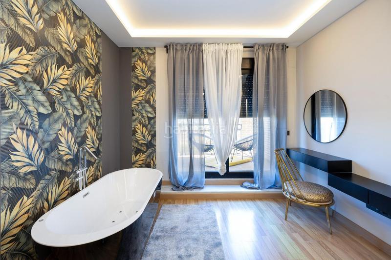 Foto fd4b8c42-c597-4e57-978d-a9e854dede15. Àtic amb aparcament piscina a Campus de la Salud Armilla