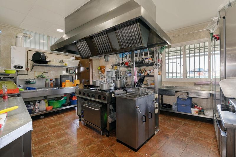 Foto 07aa7493-2325-4d28-abbb-083be3207e49. Local comercial a Atarfe