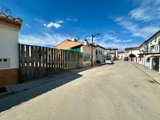 Terrain résidentiel à Calle ana maria dali 15. Terreno urbano en fuente vaqueros