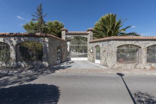 Chalet en Atarfe. Atencion! ponemos a la venta esta espectacular villa en el panta