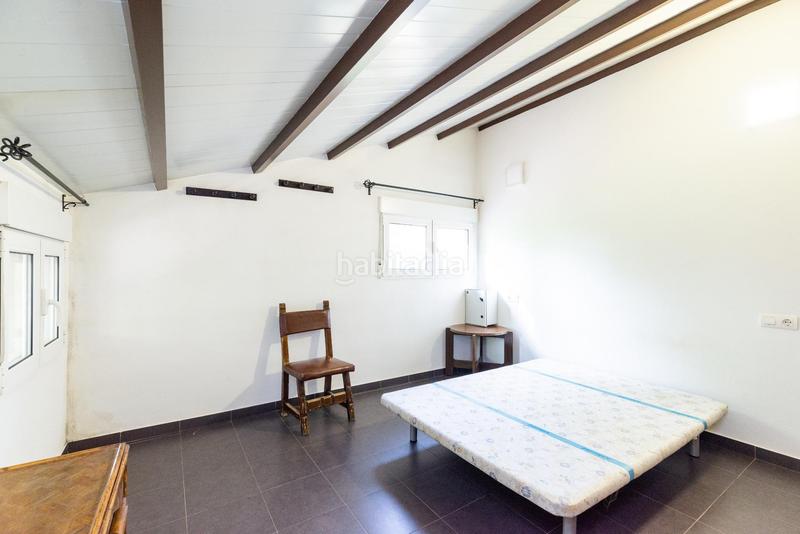 Foto ce4ac4ea-c9f3-41fc-ae82-bba31e401052. Masía gran finca con vivienda registrada en Cogollos de la Vega