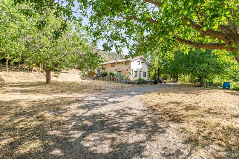 Foto fb56be0e-043b-443f-a80b-a325efae8586. Masía gran finca con vivienda registrada en Cogollos de la Vega