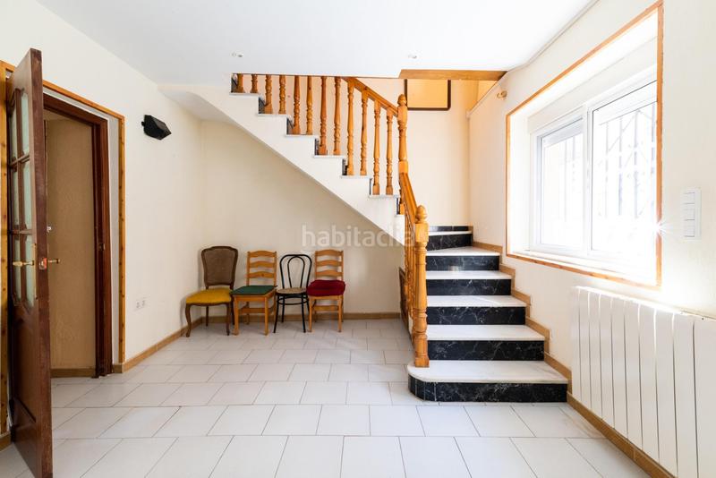 Foto 0b6d6984-bf6e-443b-8e15-fee3076f836d. Casa a schiera in calle rosa 1 in Santa Fe