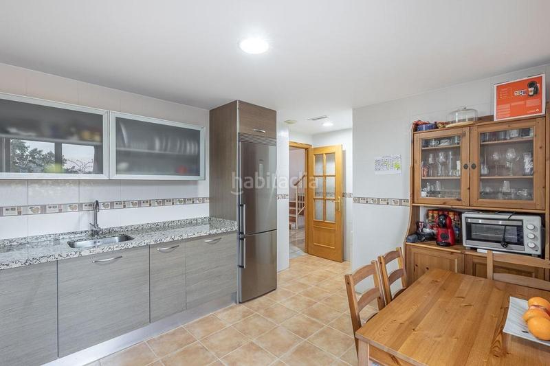 Foto 4917088b-36ee-4c87-86c7-1d750e4b9fac. Xalet amb calefacció aparcament piscina a Atarfe