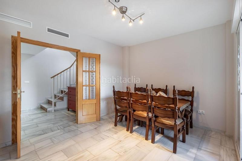 Foto 70d237ef-6aa2-469f-bd5c-ea3467f2110c. Xalet amb calefacció aparcament piscina a Atarfe