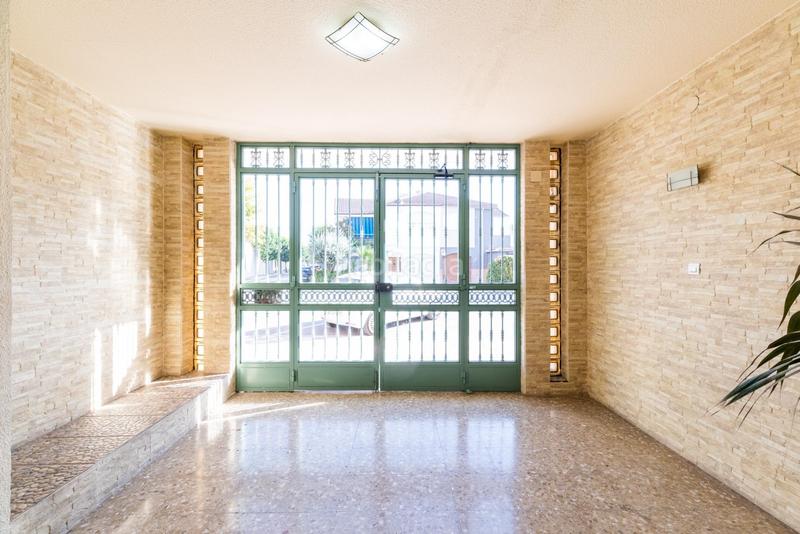 Foto 7c0ea5e0-8fb9-457a-9777-80fa485d3d77. Appartement dans pintor juan ruiz 1 dans Santa Fe