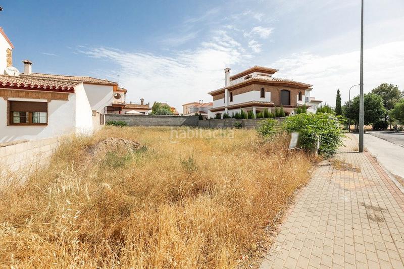 Foto 607b7632-e552-443f-8108-2781b4dd8be1. Residential plot in Atarfe