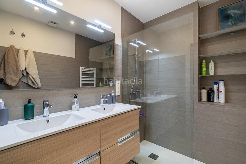 Foto c41973f5-ddc2-4d41-b6f5-5f838663e105. Piso junto a alhamar en Fígares Granada