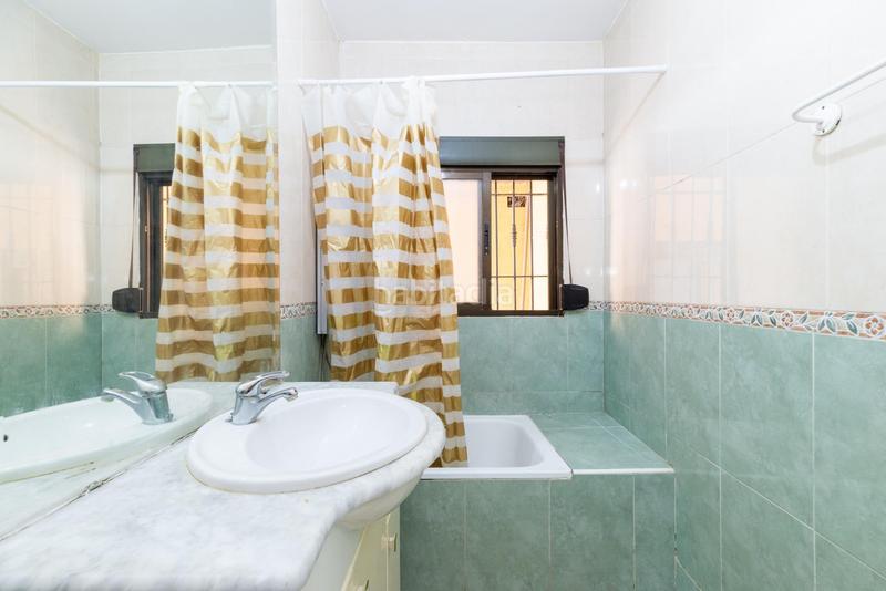 Foto da02ec4a-1c98-4599-8b7b-9953d704ee6c. House in calle raso del peral 25 in Fuente Vaqueros