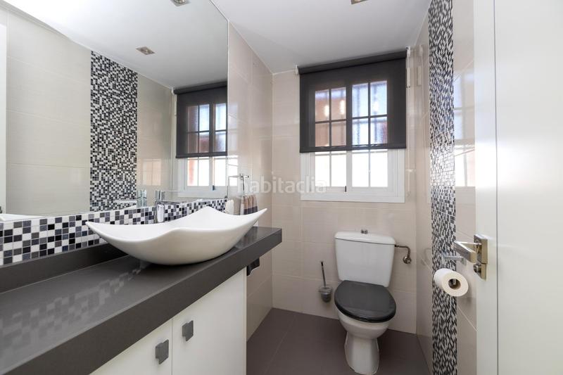 Foto e6eeb670-cdb3-4c5b-bf37-3edfe69d6a24. Reihenhaus mit heizung parking in Pulianas