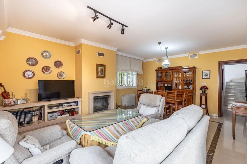 Foto 5d145aa8-9732-4398-8ffa-fc54a4a18550. Casa amb aparcament piscina a Peligros