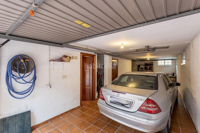 Foto 7376f792-d563-4214-b079-6656c76f4be5. Casa amb aparcament piscina a Peligros