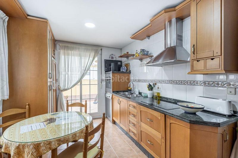 Foto 9274488b-e16b-4d77-8a53-64d1f64207db. Casa amb aparcament piscina a Peligros