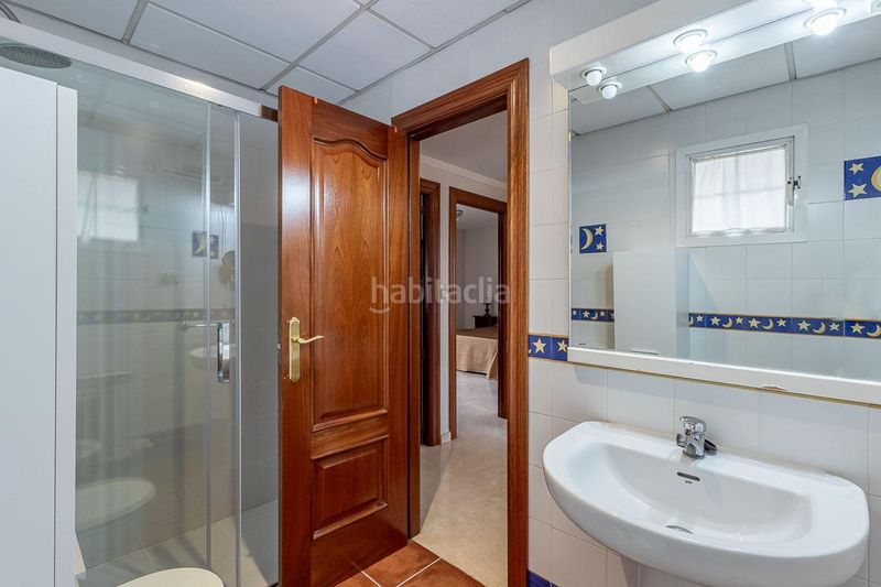 Foto a620ce29-fe10-482e-b9e6-151261b415c1. Casa amb aparcament piscina a Peligros