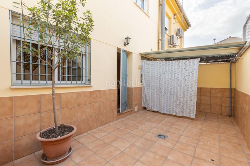 Foto 0a800d79-5610-4aaf-9cb3-6937cfd85758. Casa adossada amb aparcament a Maracena