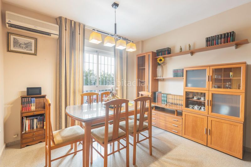 Foto ea27d703-2671-433a-840e-23c0a725a51b. Casa adossada amb aparcament a Maracena