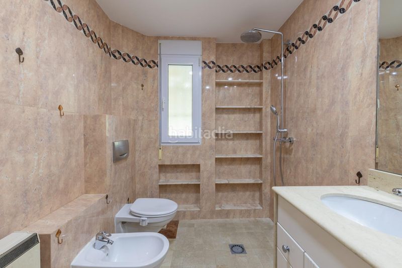 Foto a6e5b5f1-1e2c-4810-a369-c753f00ccea1. Casa amb aparcament piscina a San Francisco - El Chorrillo Gabias (Las)