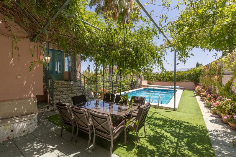 Foto c285333d-5de8-4b86-b611-7d82d23a6e27. Casa amb aparcament piscina a San Francisco - El Chorrillo Gabias (Las)