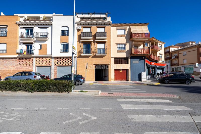 Foto 56848db1-d074-41d6-bb5a-9dd22d328ea6. Aparcament cotxe a Peligros