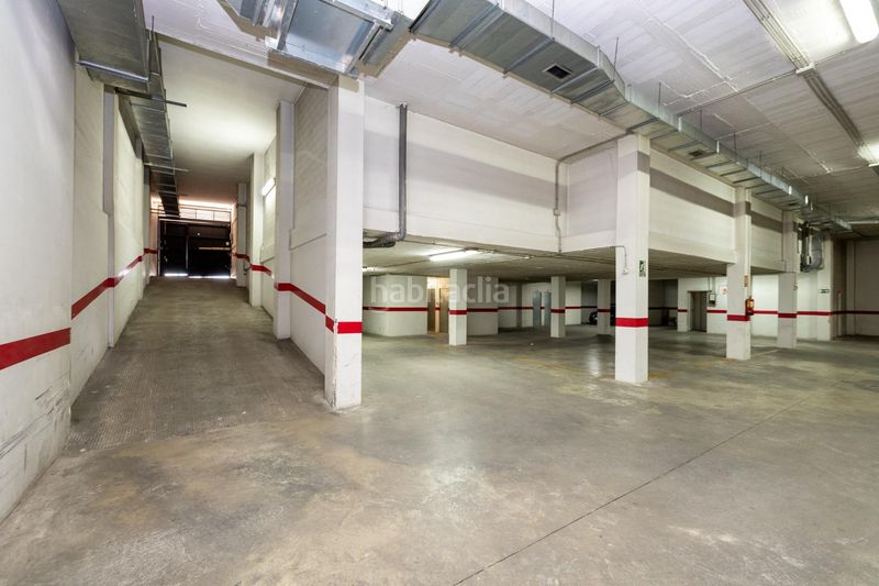 Foto 5b6635f8-a43d-41e1-969f-301817fa8f6a. Aparcament cotxe a Peligros