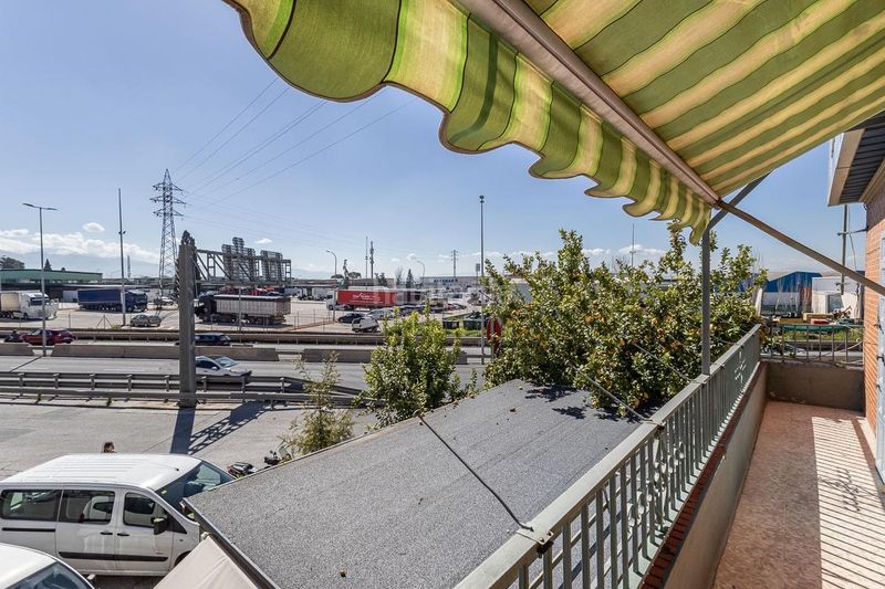 Foto 75c70e13-4986-46d3-9bf0-9c7bd39efc3f. Local comercial a Atarfe