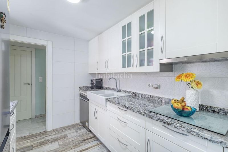 Foto b6f99962-3a7e-433c-be28-3900cad4ca3a. Casa adossada amb calefacció aparcament a Atarfe