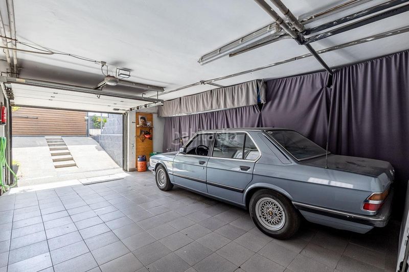 Foto ed3f2ce6-a88d-4111-8d62-f4aa2bc5b1c5. Casa adossada amb aparcament a Atarfe