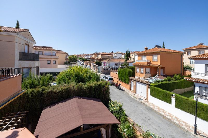 Foto d3c5ae54-0362-41af-a228-a8b9a58c3f44. Casa amb calefacció aparcament piscina a Cúllar Vega