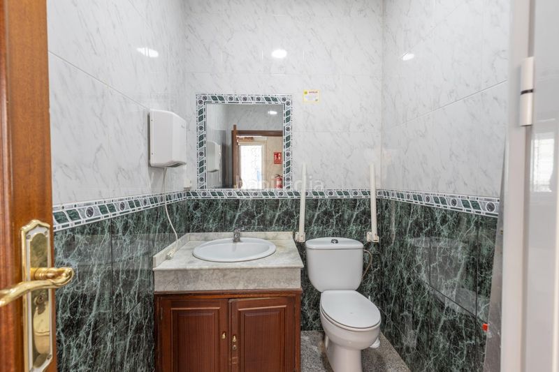 Foto 50c48529-d83f-4499-aec0-d60dbd63da6d. Local comercial a paseo paseo prado 7 a Fuente Vaqueros