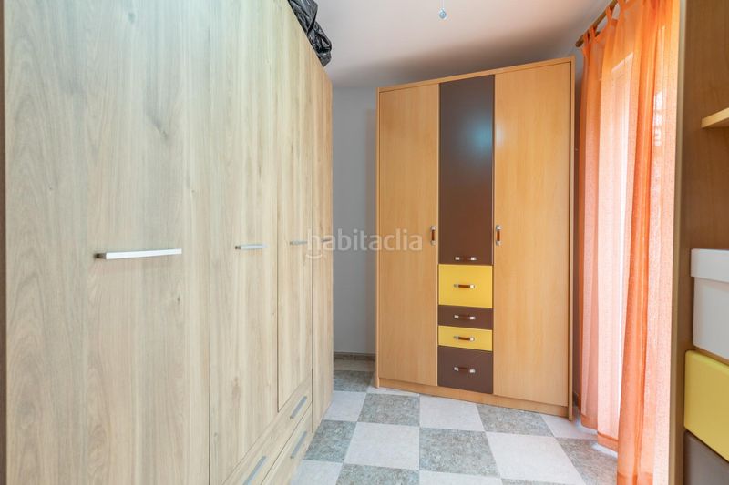 Foto 6729a785-776f-4f58-8231-d75a3c30de82. Casa adossada a calle tval blas de otero 4 a Fuente Vaqueros