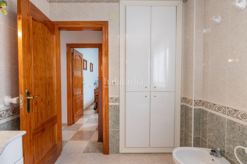 Foto d0c5a6e8-4dbc-4fda-b327-4be54bffbd1b. Casa adossada a calle tval blas de otero 4 a Fuente Vaqueros