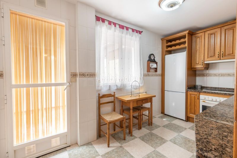 Foto d1833837-ec88-4faa-8800-0fca956b985b. Casa adossada a calle tval blas de otero 4 a Fuente Vaqueros