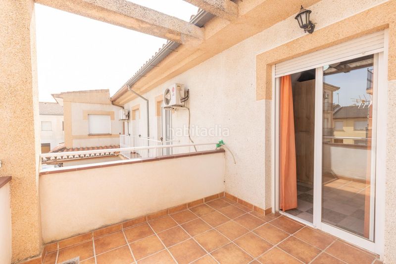 Foto d396ec5a-3ca7-475a-b8c0-edb0ff01575b. Casa adossada a calle tval blas de otero 4 a Fuente Vaqueros