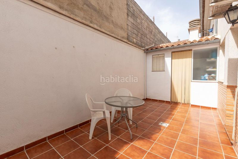 Foto d5787fe2-c1b0-457a-8a0f-9b8141b2bbd3. Casa adossada a calle tval blas de otero 4 a Fuente Vaqueros