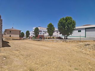 Terreny residencial a Calle Isaac Newton 13.01