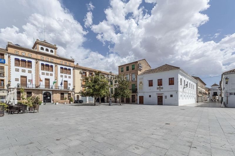 Foto 1f54f508-dda6-4b0a-9221-d0147d441e3c. Local comercial a calle real 7 a Santa Fe