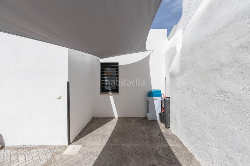 Foto 5bca4a8c-651d-408f-a492-28875e6d4a2a. Casa amb calefacció aparcament a La Zubia Ciudad Zubia (La)