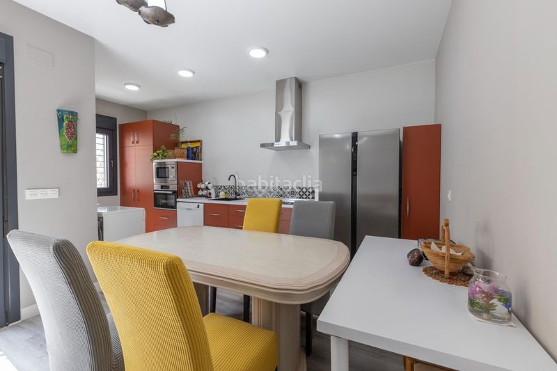 Foto d06f6f7a-f254-438d-8c47-d7ce225119dd. Casa amb calefacció aparcament a La Zubia Ciudad Zubia (La)
