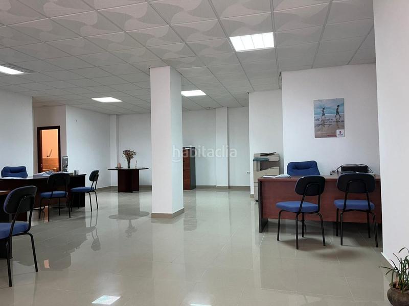 Foto f7b4e4eb-6b41-4ebc-be55-1ca52eec9c87. Location bureau dans Casco Antiguo Algeciras