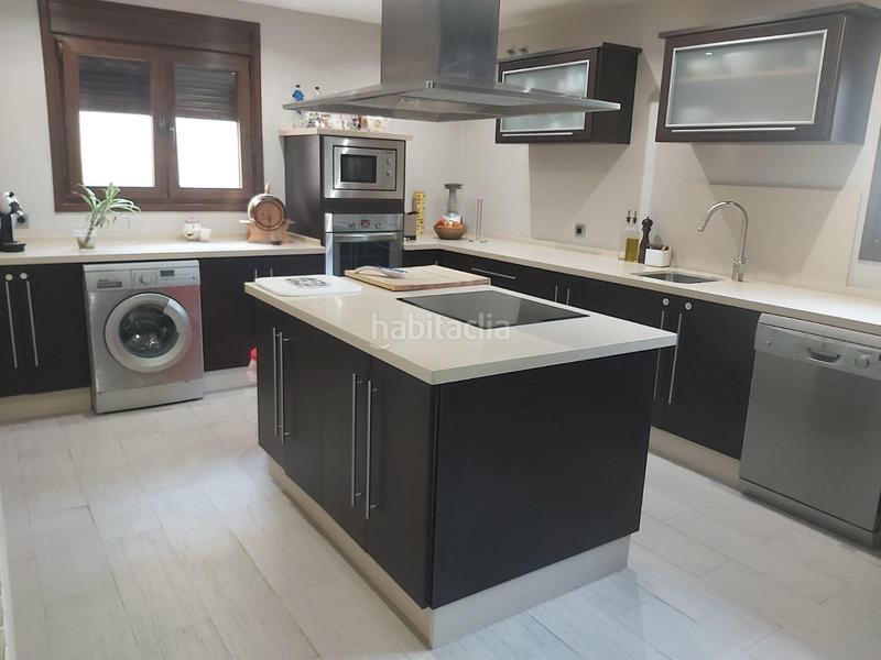 Foto 19e6b8a9-1a60-4dbb-86da-eac851c53ff6. Maison avec parking piscine dans San García Algeciras