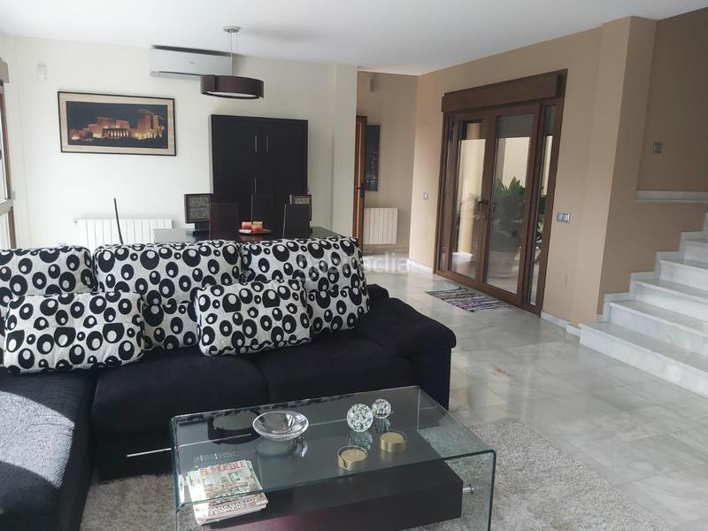 Foto 47395c09-efc9-4eac-aefe-985dbd4db4aa. Maison avec parking piscine dans San García Algeciras