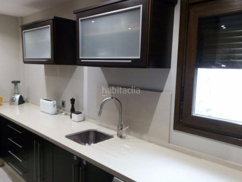 Foto c8ad1fa6-6684-4c54-9817-f797c4261dcd. Maison avec parking piscine dans San García Algeciras