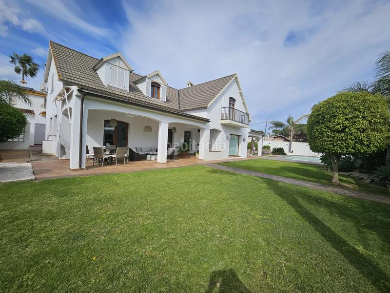 Foto bb831c81-db77-498b-bc4d-04ef20276d12. Chalet mit pool in Los Pinos Algeciras