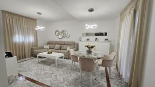 Casa adossada a Barrios (Los). Impecable y completo adosado en los barrios listo para entrar a