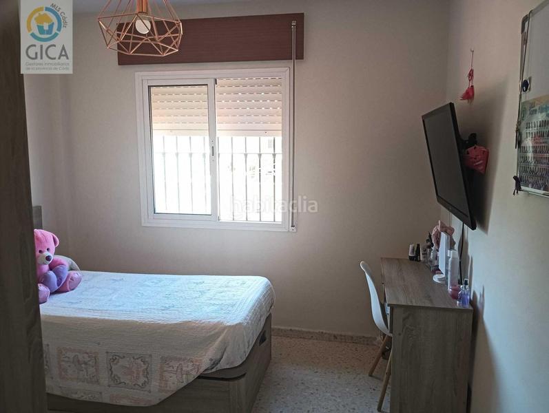 Foto cd1c1ee7-b3d1-473c-8512-701608a79f31. Casa bifamiliare con parcheggio in La Granja - La Colina - Los Pastores Algeciras