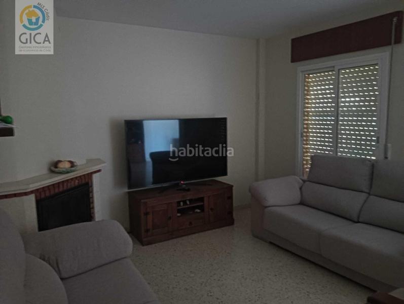Foto efeab281-4342-48d1-9351-131d15fffe40. Casa bifamiliare con parcheggio in La Granja - La Colina - Los Pastores Algeciras