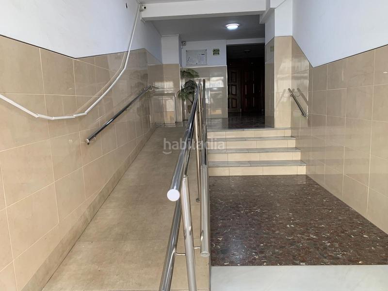 Foto e3a1fcf4-cf9e-45d6-9404-fd712b77971c. Pis amb aparcament a Bajadilla - Fuente Nueva Algeciras