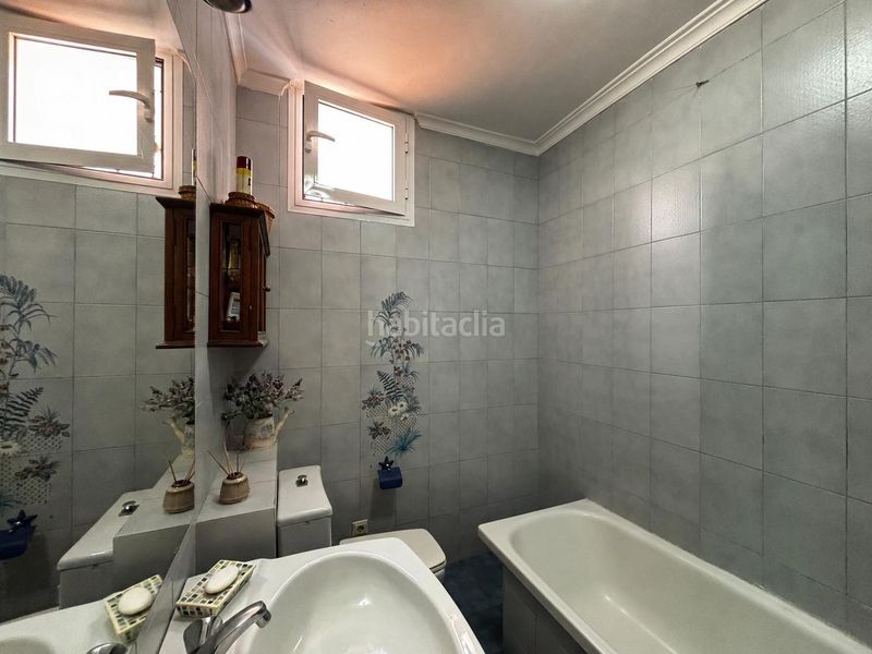 Foto 09b003aa-0091-4069-b503-1db8628bfb04. Casa adossada amb aparcament piscina a Santa Bárbara-Ciudad Deportiva Línea de la Concepción (La)