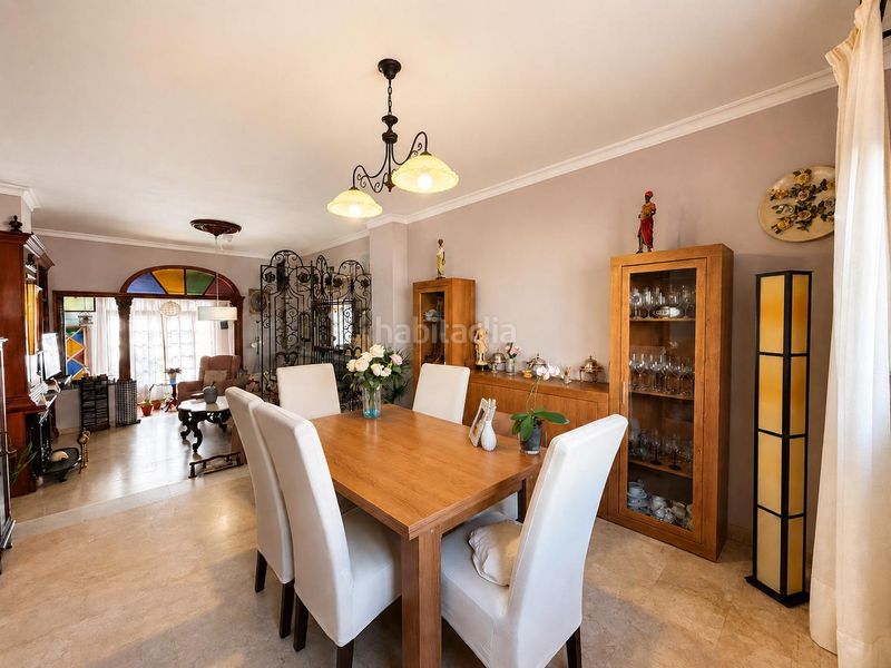 Foto 52e17395-744c-4771-a306-34755814e638. Casa adossada amb aparcament piscina a Santa Bárbara-Ciudad Deportiva Línea de la Concepción (La)
