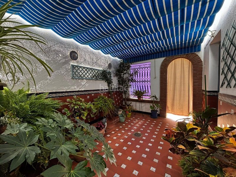 Foto 87601136-2f23-4b89-97bb-b0a52d7330db. Casa adossada amb aparcament piscina a Santa Bárbara-Ciudad Deportiva Línea de la Concepción (La)